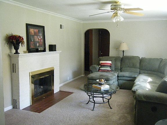 3rd image of 126 Clifton Ave