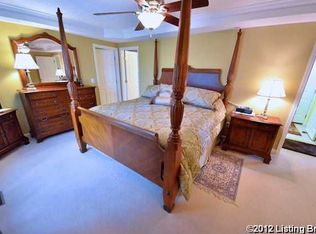 250 Clinton Ct, Taylorsville, KY 40071