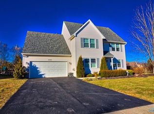 8252 Doyle Dr, Sylvania, OH 43560