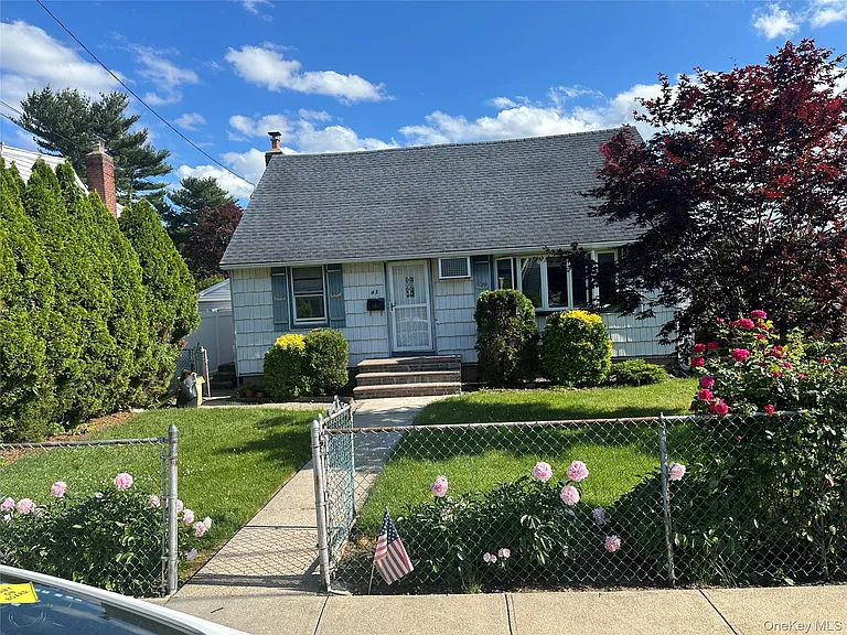 43 Malone St — Photo 1