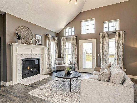 2nd image of 5231 Estuary Blvd
