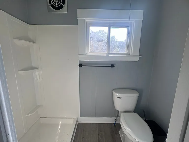 1242 Wealthy St SE — Photo 29