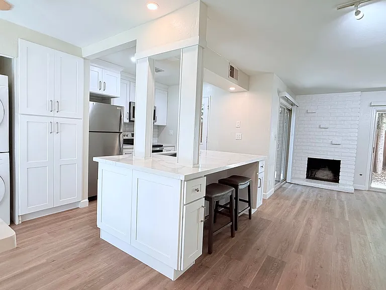 1065 San Ramon Valley Blvd — Photo 6