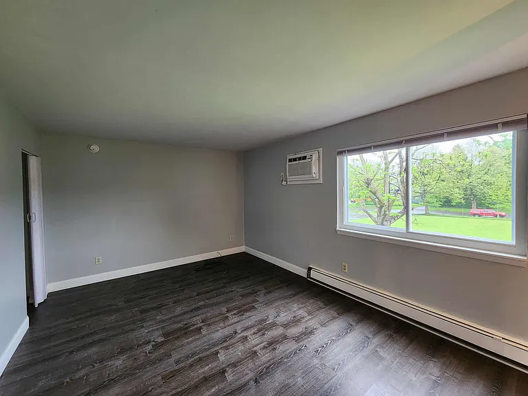 105 Herkimer St #28 — Photo 8