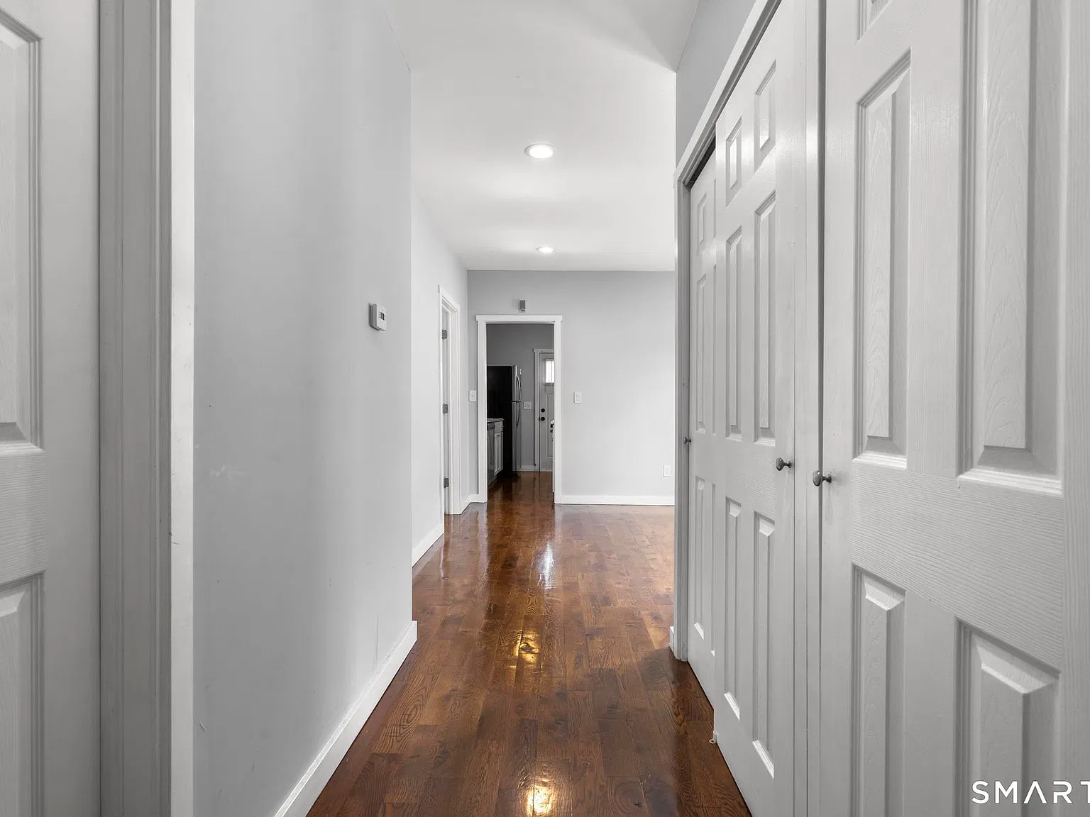 2 bed, 1.0 bath, 800 sqft, $2,600 — Photo 2