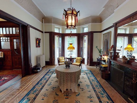 3rd image of 12 Mount Morris Park W #1