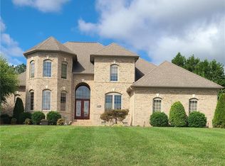 1993 River Chase Dr, Eden, NC 27288