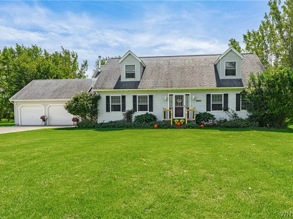 4490 Nelson Rd, Newfane, NY 14108