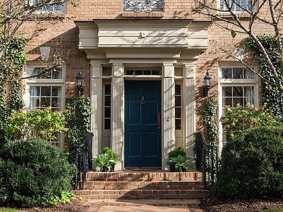 3rd image of 5117 Boxcroft Pl