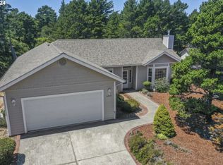 88566 Nautilus Ct, Florence, OR 97439