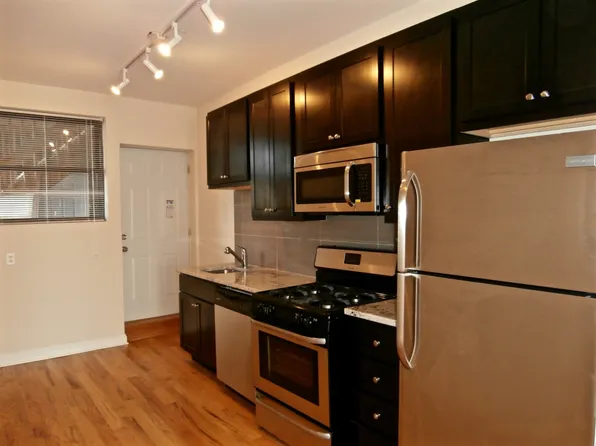 6701-03 N Clark St, Chicago, IL