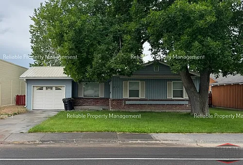 890 E John Adams Pkwy Photo 1 890 E John Adams Pkwy Photo 1
