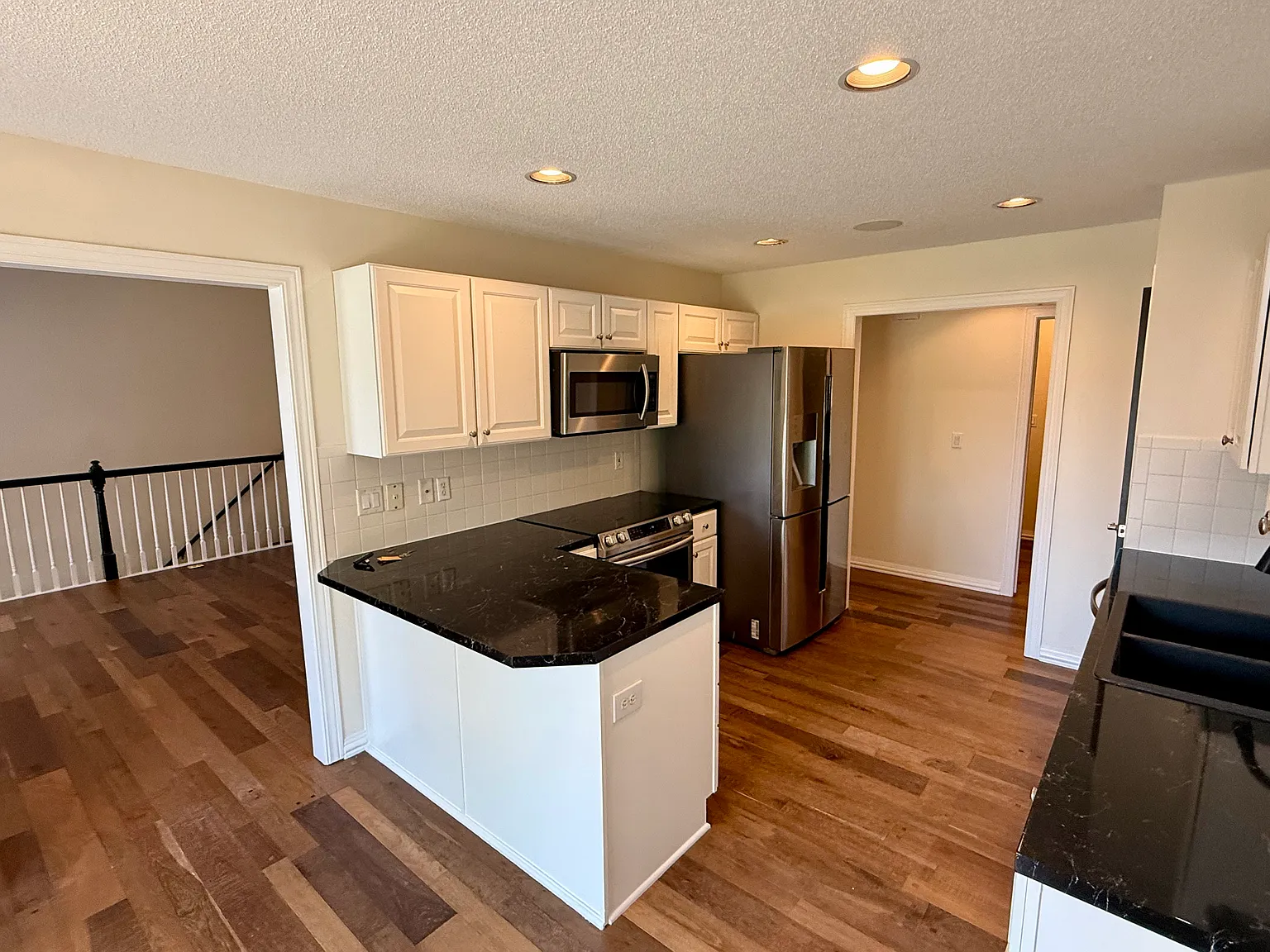 5 bed, 2926 sqft, $2,595 — Photo 4