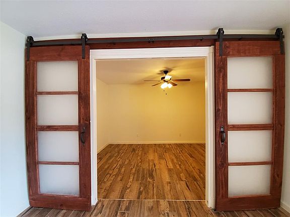 4th image of 9407 Eblen Dr