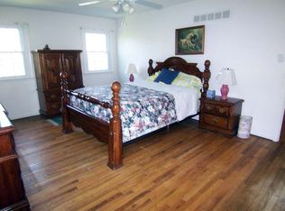 8 Hayes Rd, Malvern, PA 19355