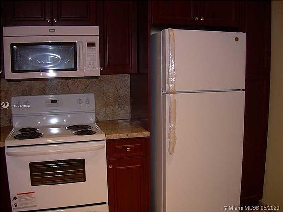 3rd image of 11253 N Kendall Dr APT G208