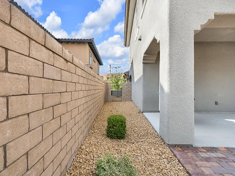 328 Elder View Dr — Photo 39