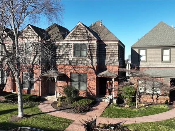 114 E 30th St, Kansas City, MO 64108