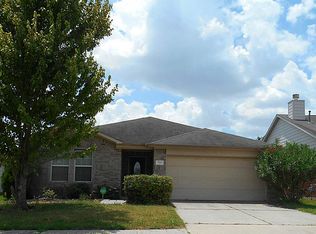 9711 Golden Park Ln, Houston, TX 77088