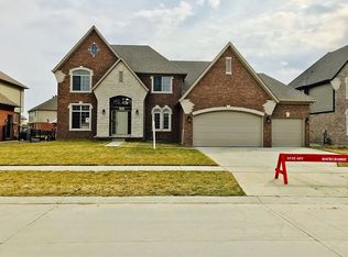 53482 Addington Dr, Macomb, MI 48042