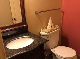 7047 Applewood Dr, Madison, WI 53719