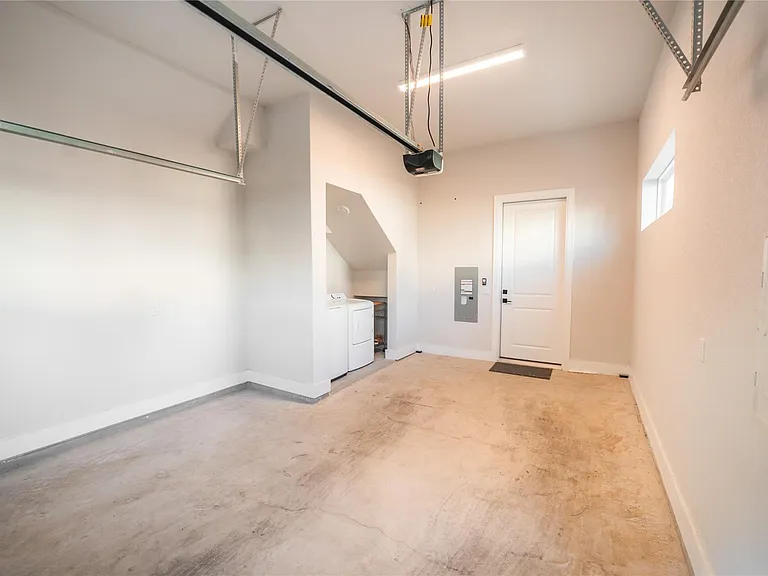 4108 Margarita St — Photo 14