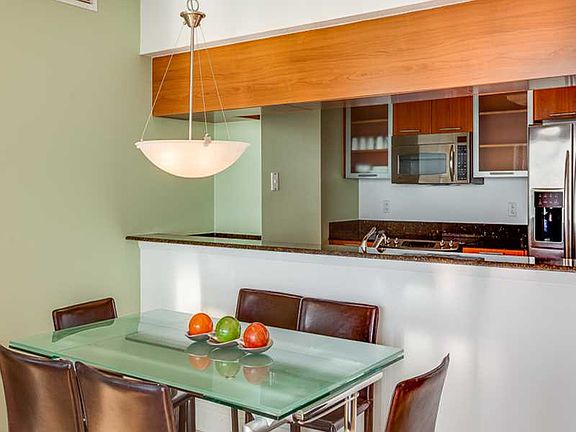 5th image of 1800 N Bayshore Dr APT 4003