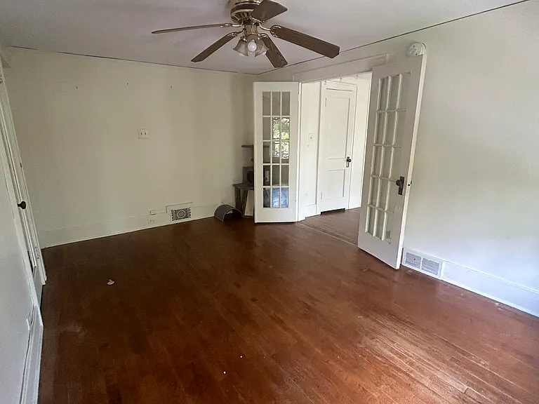 148 Marston Ave #4 — Photo 6
