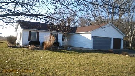 3rd image of 453 David Dr