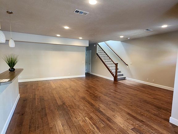 5th image of 3787 N Woody Ln