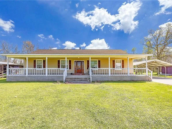 569 Saint Ann St, Raceland, LA 70394