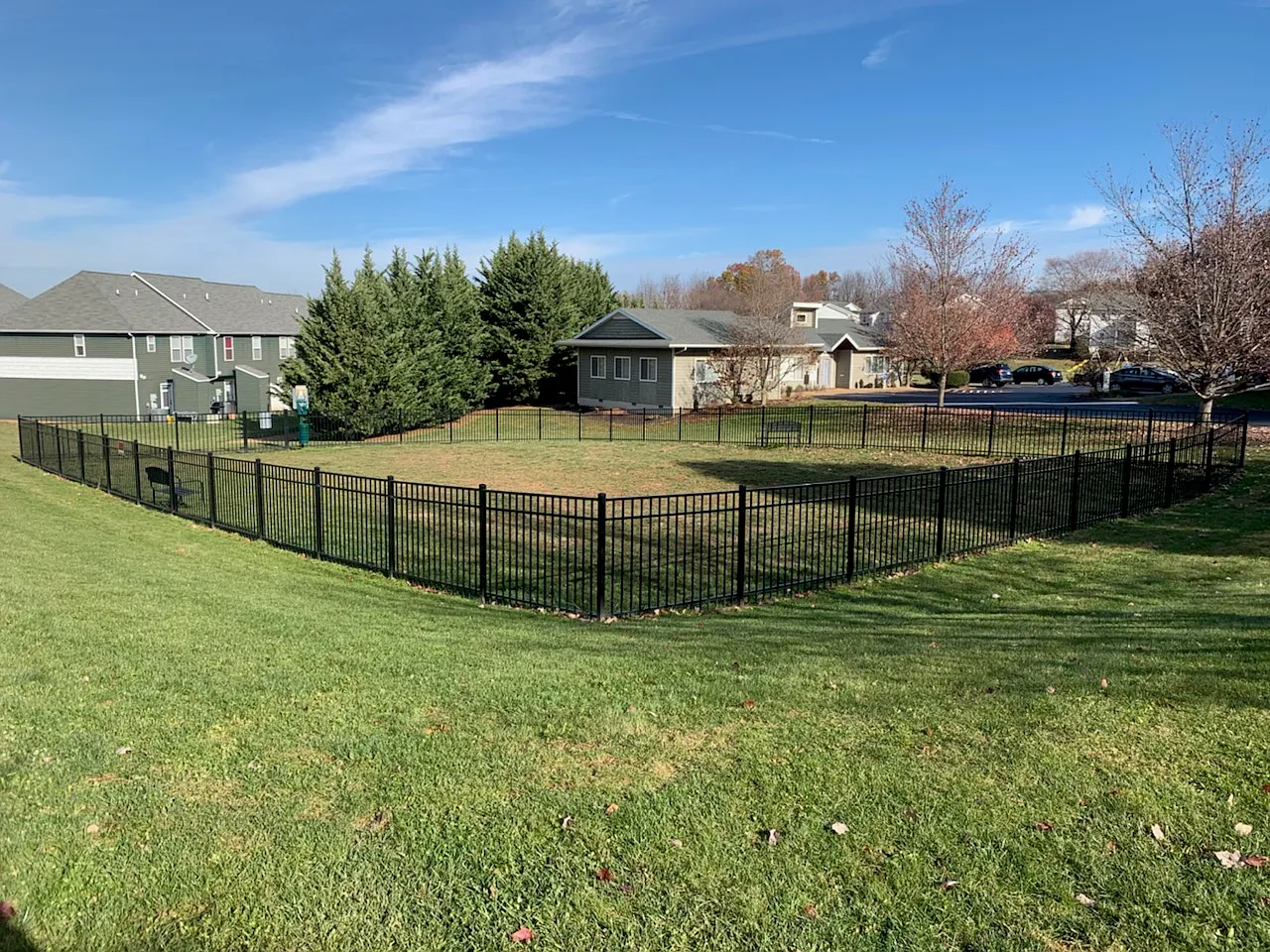 Longview Oaks Apartments — Photo 4