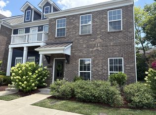 1072 Emery Bay Cir, Hendersonville, TN 37075