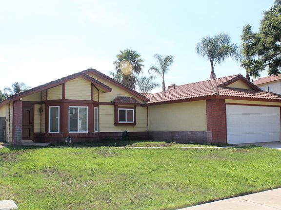 2nd image of 11576 Oakwood Dr
