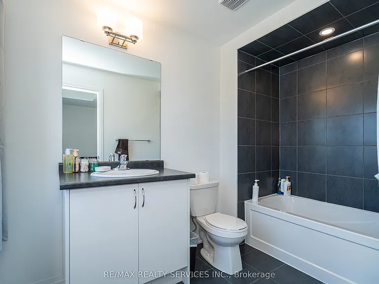 3700 Quayside Dr — Photo 44