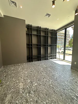 Rented by ERNY LLC | media 33