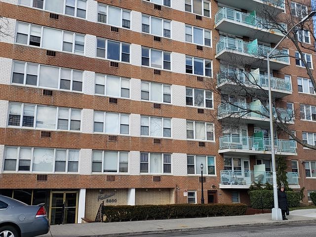 1st image of 8800 20th Ave #Z11e