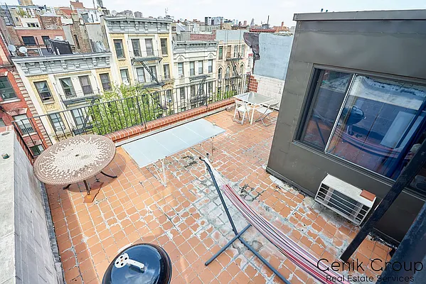 Rented by Genik Group Corp | media 60