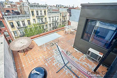 Rented by Genik Group Corp