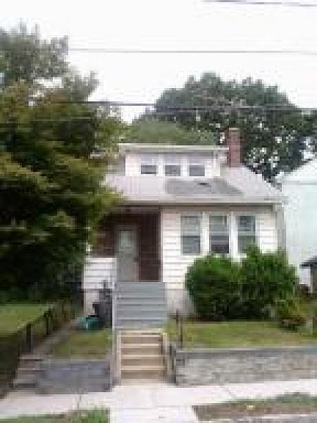 1st image of 85 Elm St