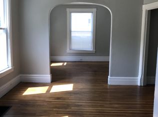 828 Fulton St W, Grand Rapids, MI 49504