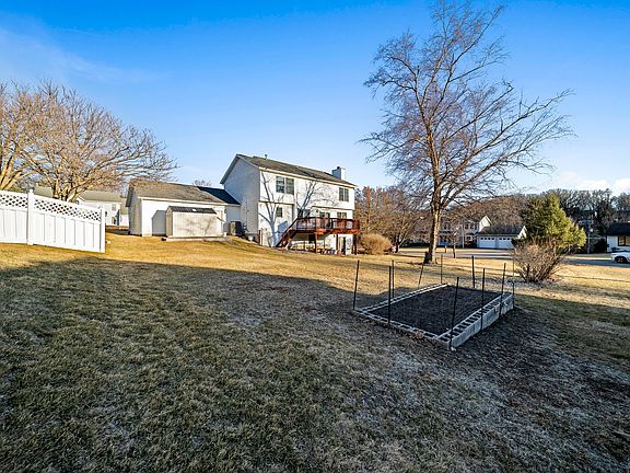 4th image of 4700 Heatherstone Rd