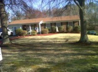 561 Ridgecrest Dr, Danville, VA 24540