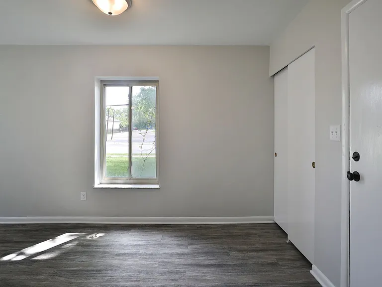 699 Wetmore Rd — Photo 6