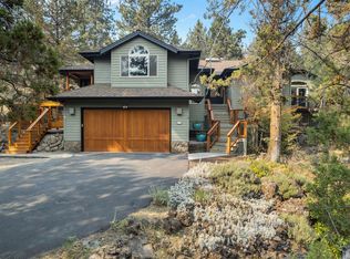 3945 NW Lower Village Rd, Bend, OR 97703