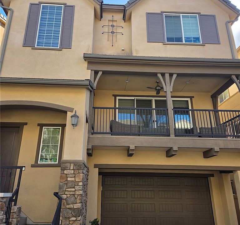 1st image of 1168 Livingston Ln
