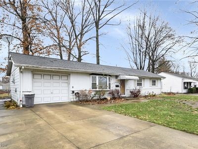 2047 Homewood Dr, Lorain, OH, 44055