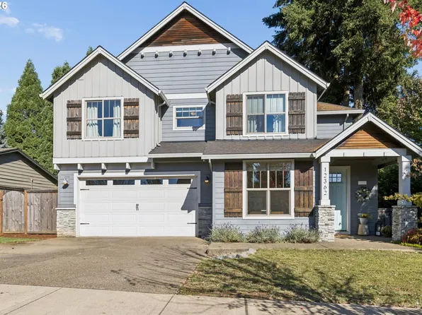 12362 Hampton Dr, Oregon City, OR 97045