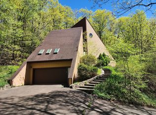 52 Silver St, North Granby, CT 06060