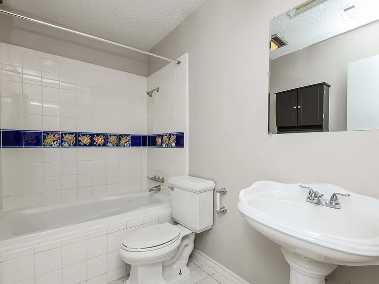 7528 Beckwood Dr — Photo 15